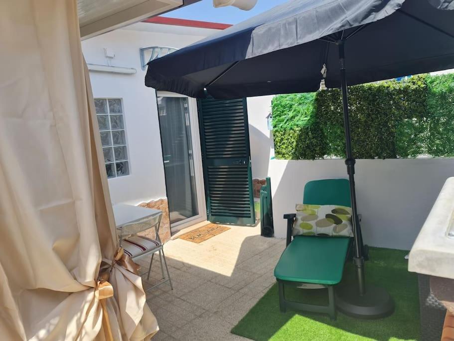 "Linda'S Guest House" Beach House With Private Patio & Hot Tub, 3 Min From The Beach Коста да Капарика Екстериор снимка