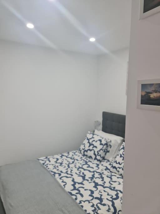 "Linda'S Guest House" Beach House With Private Patio & Hot Tub, 3 Min From The Beach Коста да Капарика Екстериор снимка