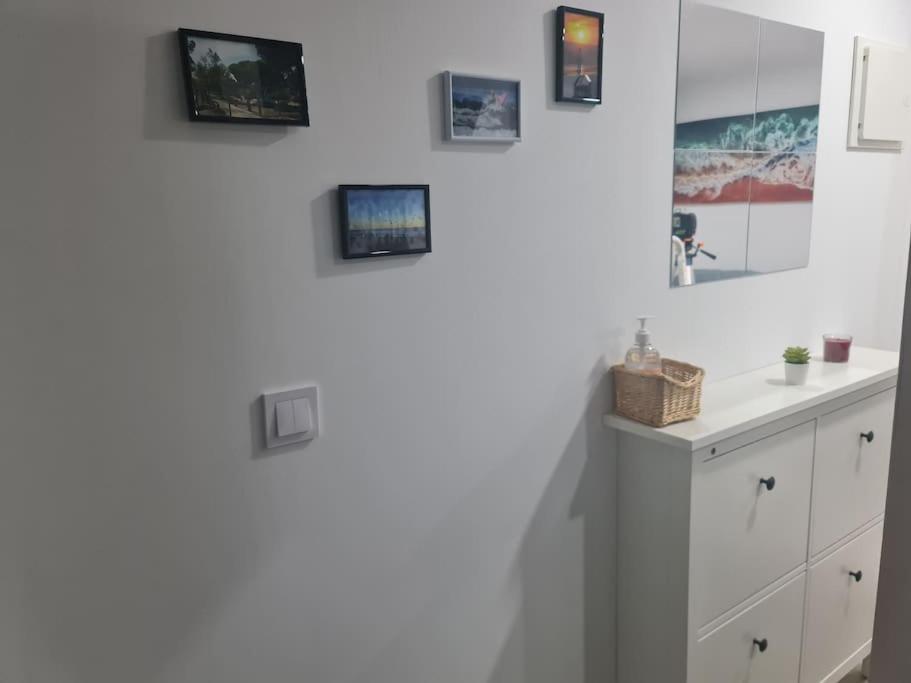 "Linda'S Guest House" Beach House With Private Patio & Hot Tub, 3 Min From The Beach Коста да Капарика Екстериор снимка